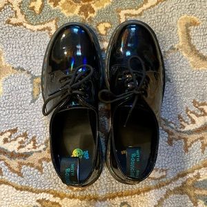 AirDr. Martins- Women’s size 9, low platforms, holographic sheen, barely worn